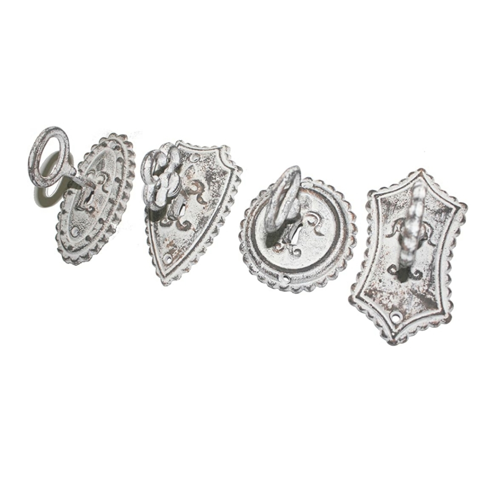 🆕️Vintage 4 Key Metal Hooks